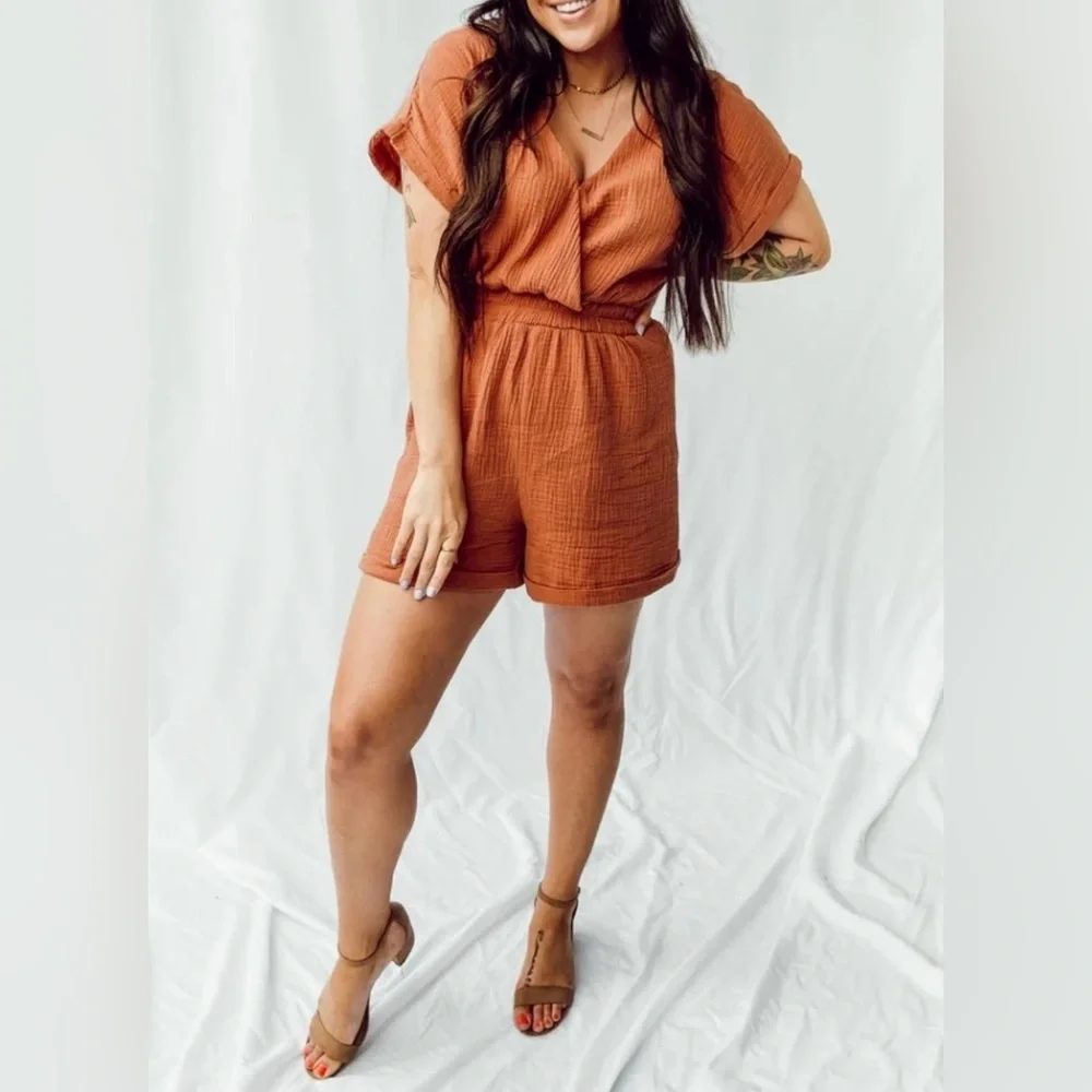 NWT LUSH Terracotta Short Sleeve Romper - Picture 1 of 3